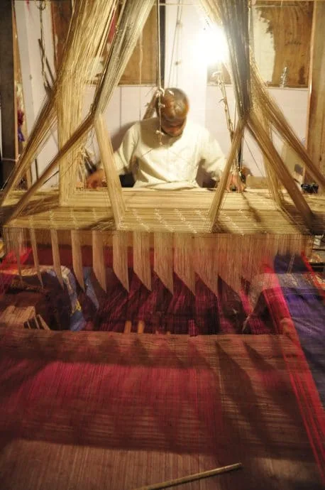 weaver varanasi - india
