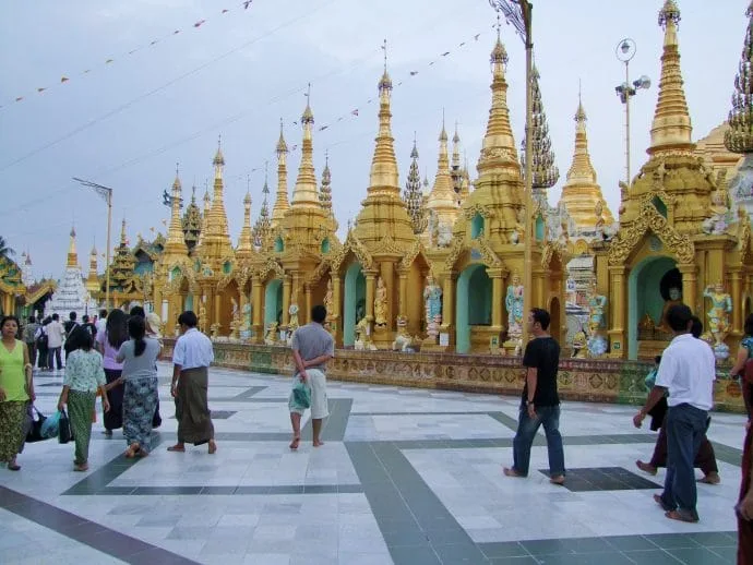 shwedagon pagoda Yangon 2008 - Myanmar