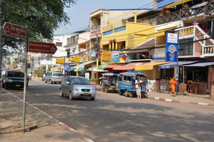 rue proche parc Anouvong Vientiane Laos