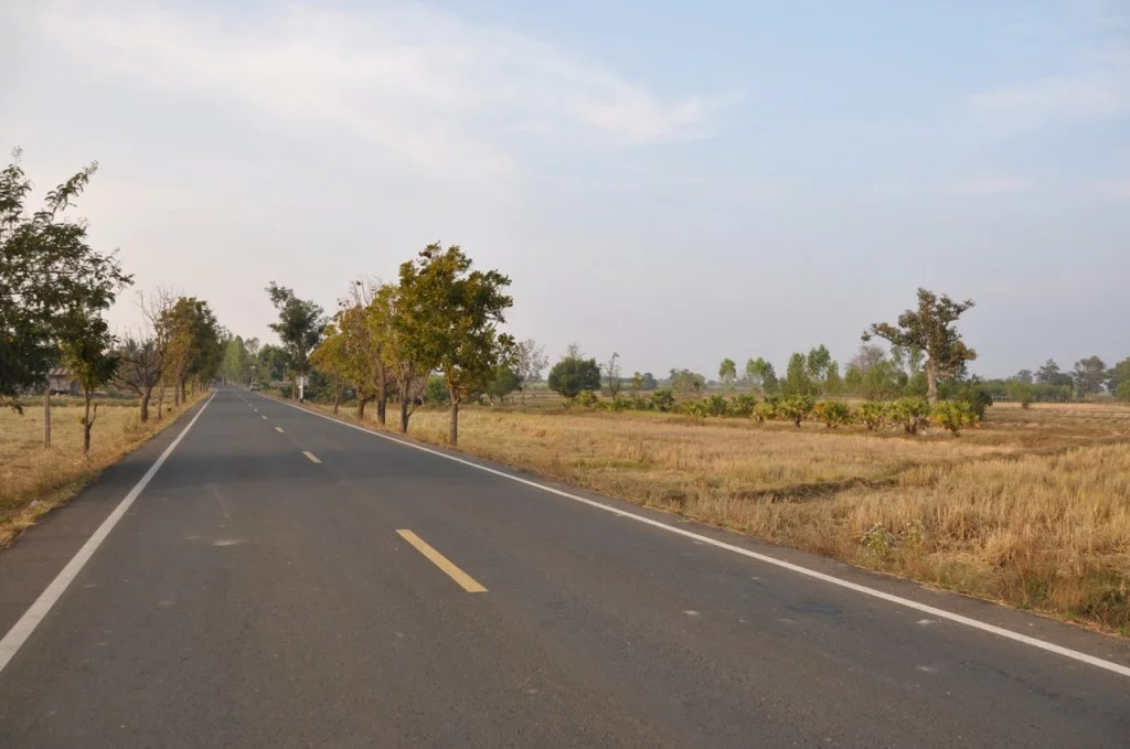 Thai-countryside-road-Issan-Prasat-Surin