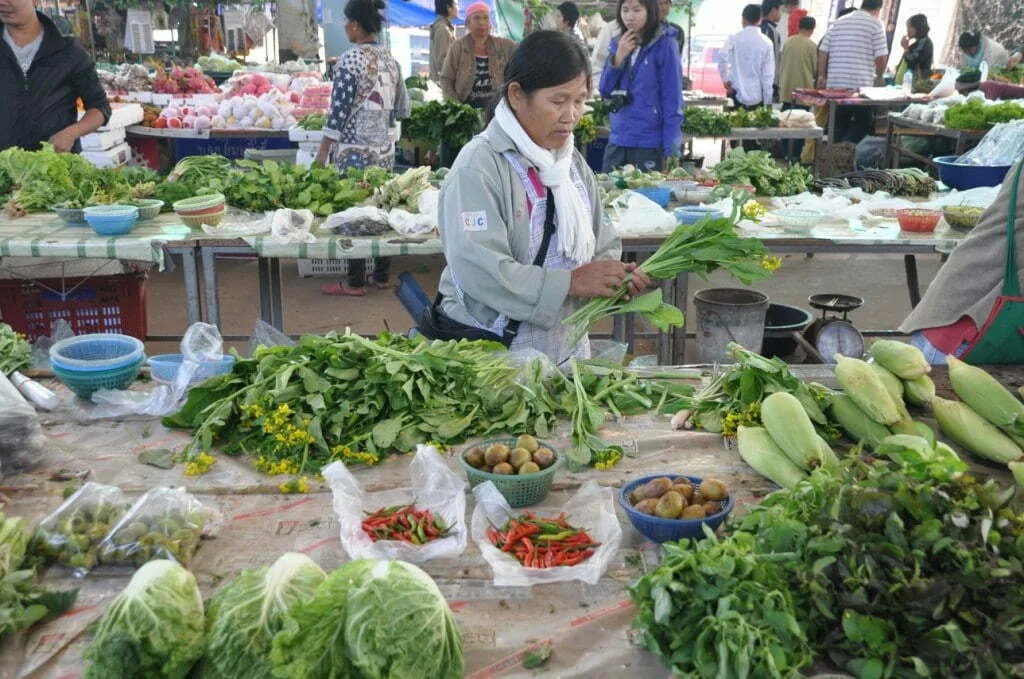 Khong Chiam Market