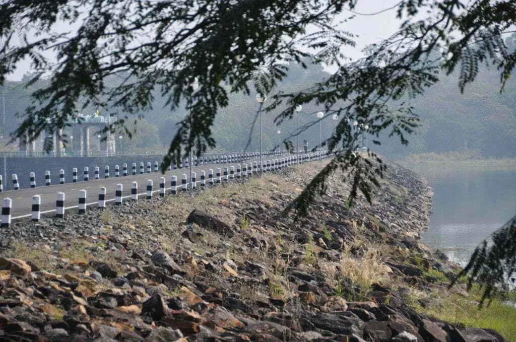 sirindhorn dam khong chiam