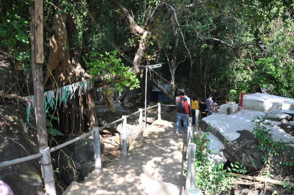 Wat Patihan-Ubon Ratchathani Cave