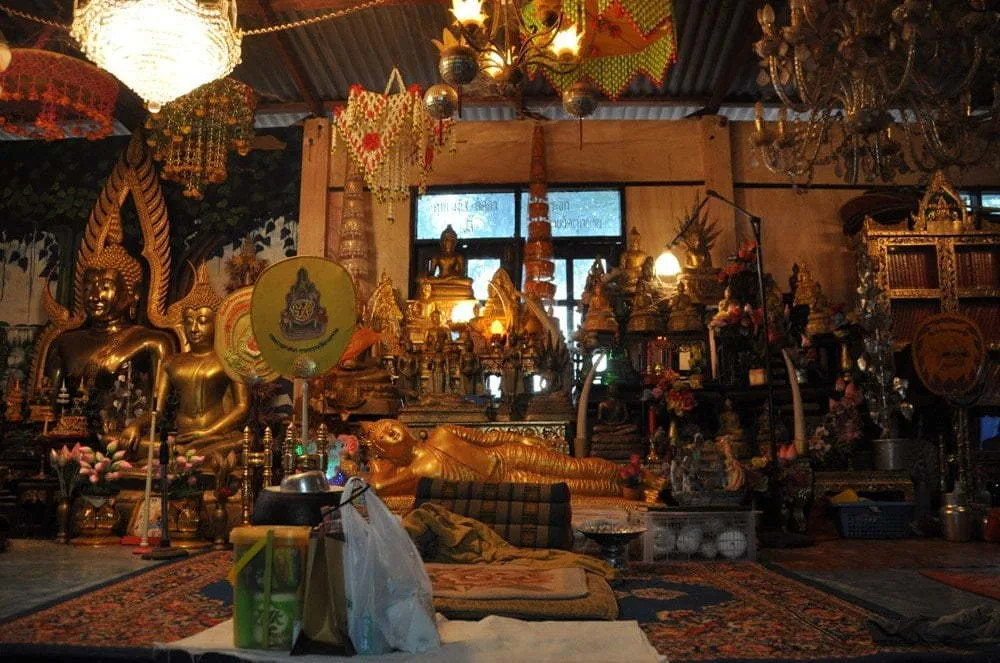 temple towards nakhon ratchasima