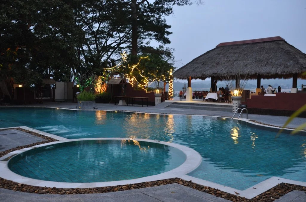 Mekong Restaurant - Tohsang hotel -Khong Chiam Ubon Ratchathani