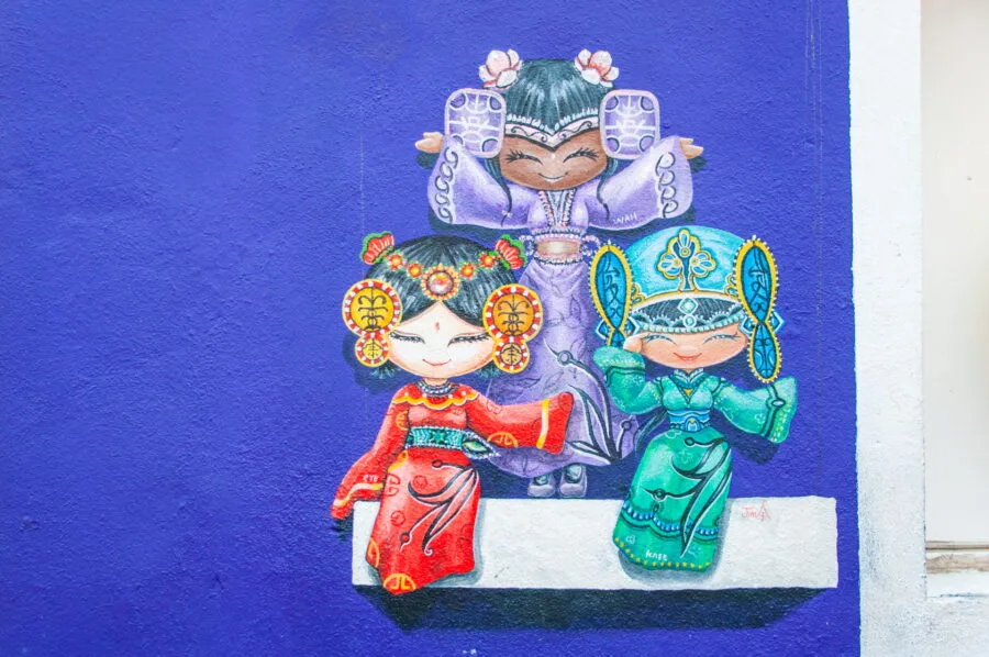 wo ai nee chinese malay indian cultural girls street art penang