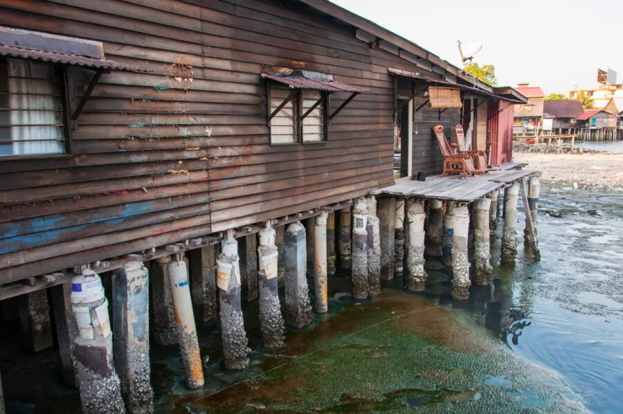 children in a boat chew jetty ernest zacharevic street art penang children in a boat chew jetty ernest zacharevic street art penang