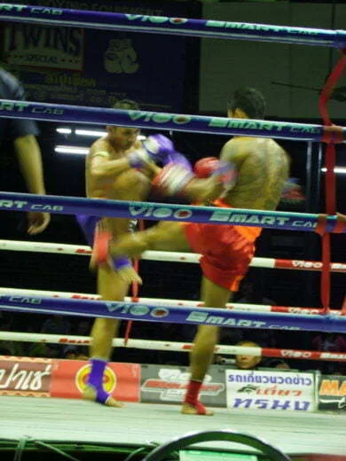 thai boxing fight bangkok