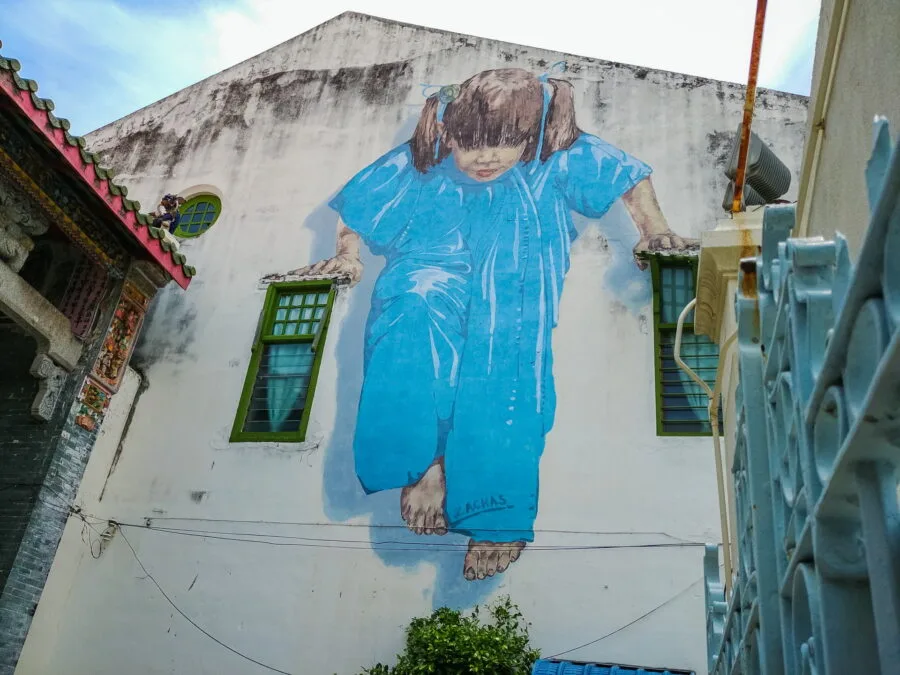 girl in blue ernest zacharevic street art penang