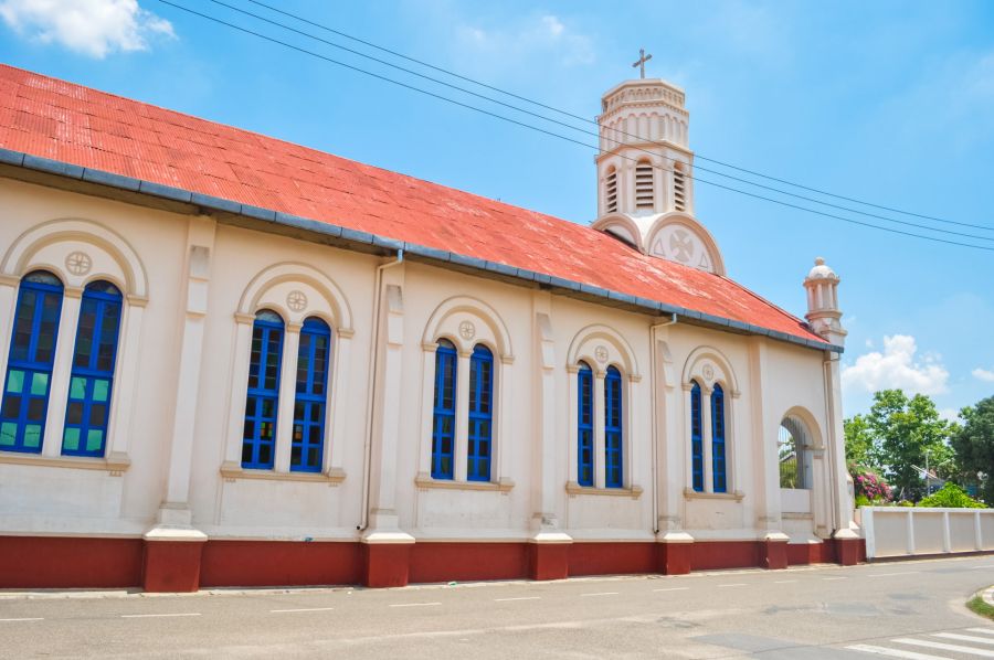 eglise sainte therese de savannakhet laos