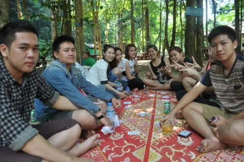 thakhek cave laos