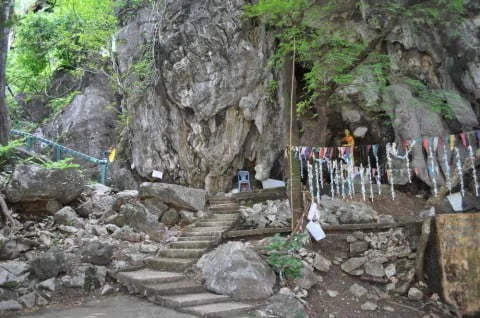 thakhek cave laos