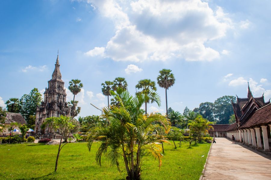 temple that ing hang savannakhet laos
