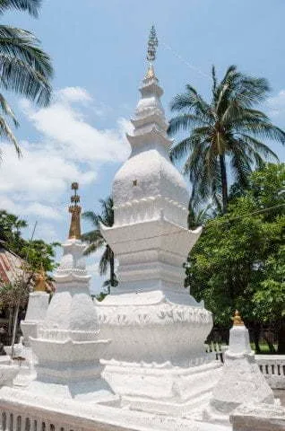 thakhek temple laos