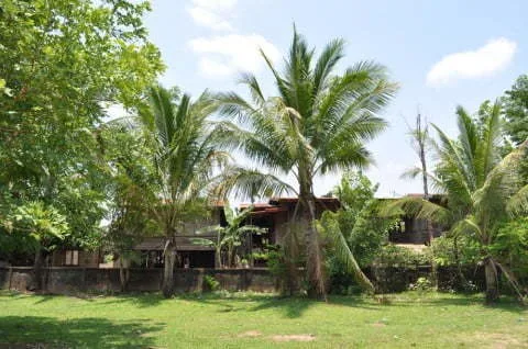 thakhek temple laos