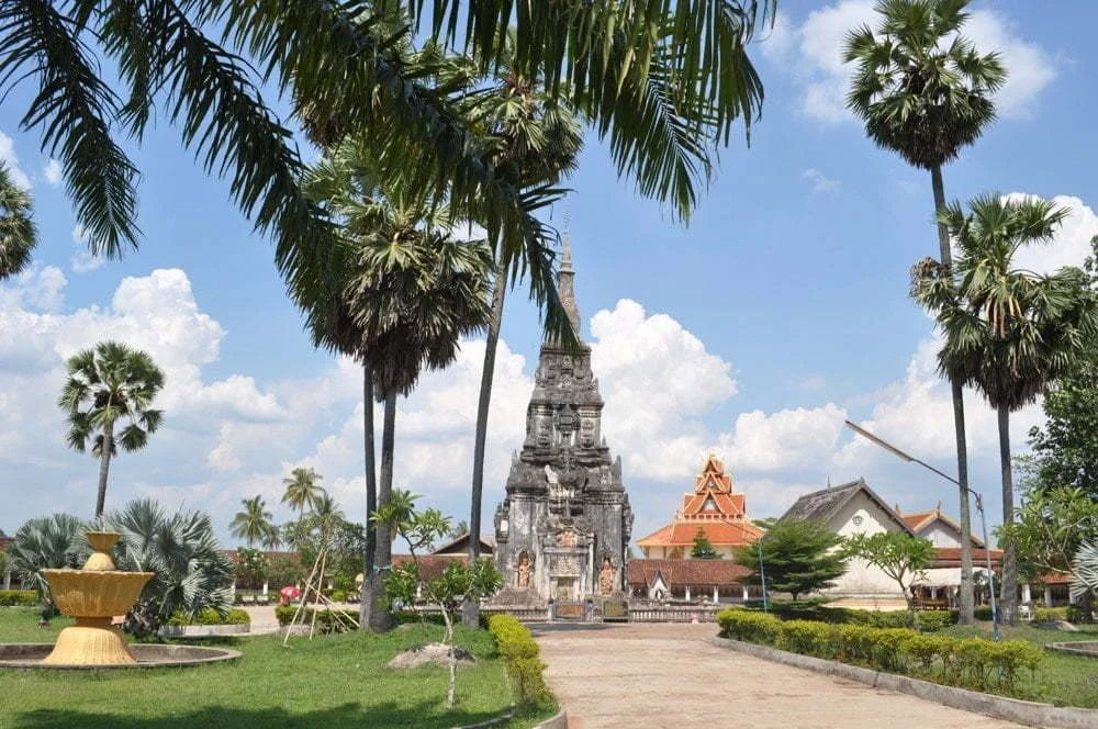 temple That Ing Hang Stupa savannakhet