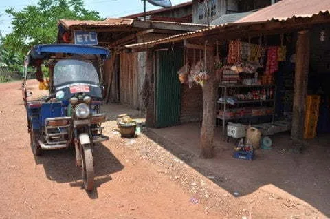 thakhek village laos