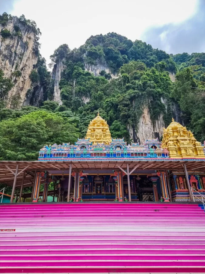 Sri Alarmel Mangai Samedha Sri Venkatajalapathi Temple batu caves