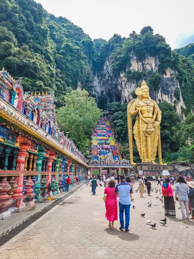 entrance to batu caves kuala lumpur