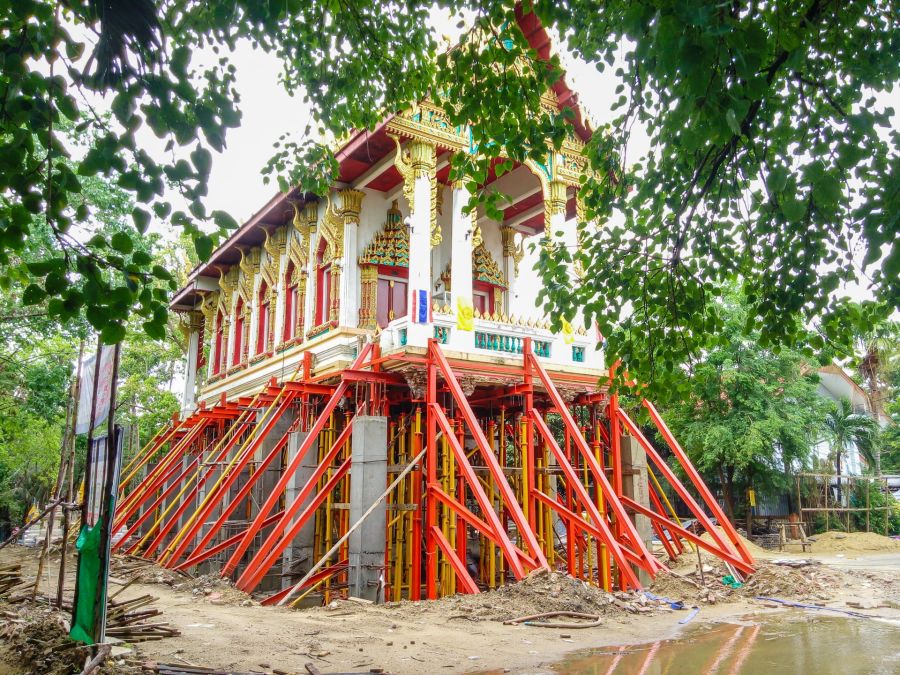 Wat Rat Rangsan en cours d-elevation bang kachao thailande wat rat rangsan en cours d elevation bang kachao thailande