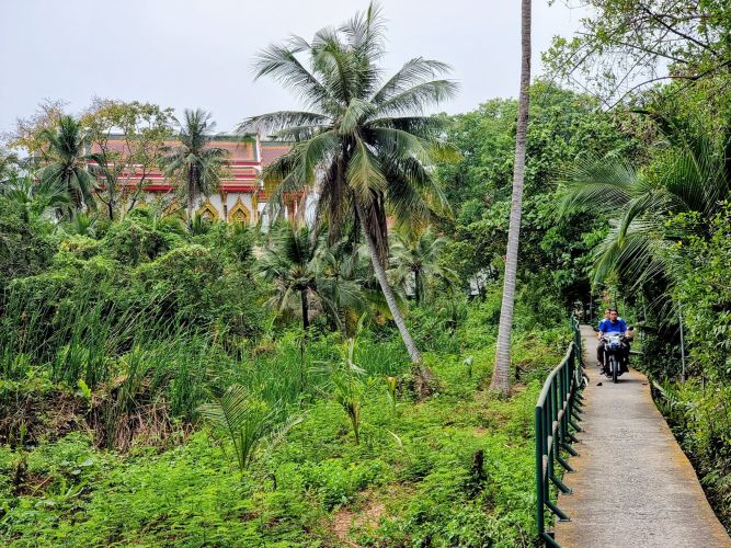 chemin sur presquîle de bang kachao samut prakan
