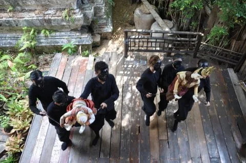 thai puppets artist house
