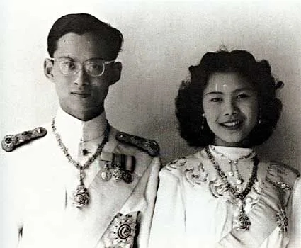 king and queen thailand