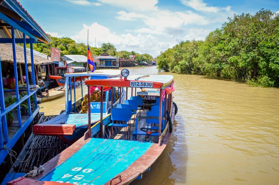 embarcations pour visite du lac tonle sap cambodge