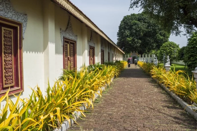 royal palace phnom penh