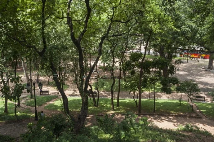 Park surrounding Wat Phnom