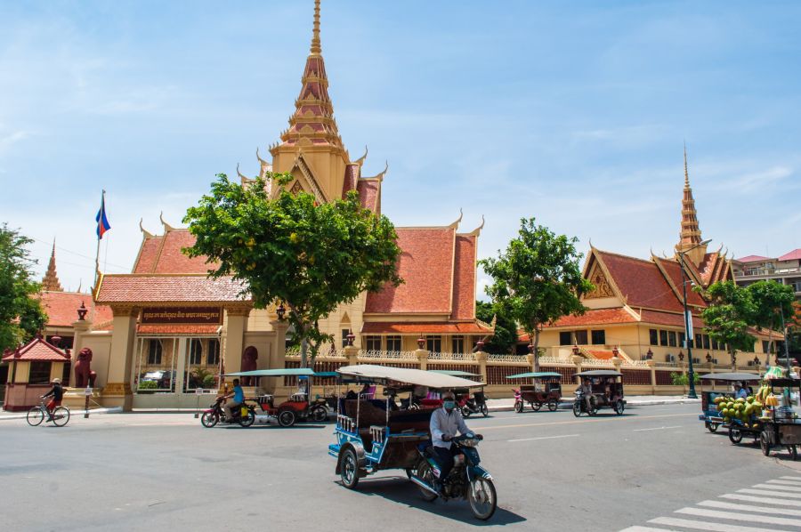 street in Phnom Penh near the Royal Palace of Cambodia