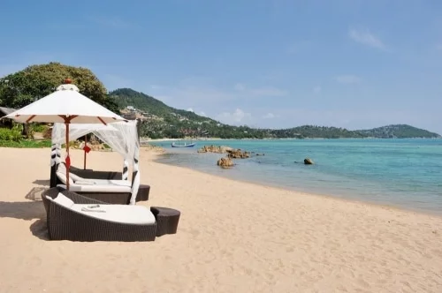 Isn't Ko Samui too touristy? The question might arise when you imagine its popularity. In my opinion, the island is always worth a visit.