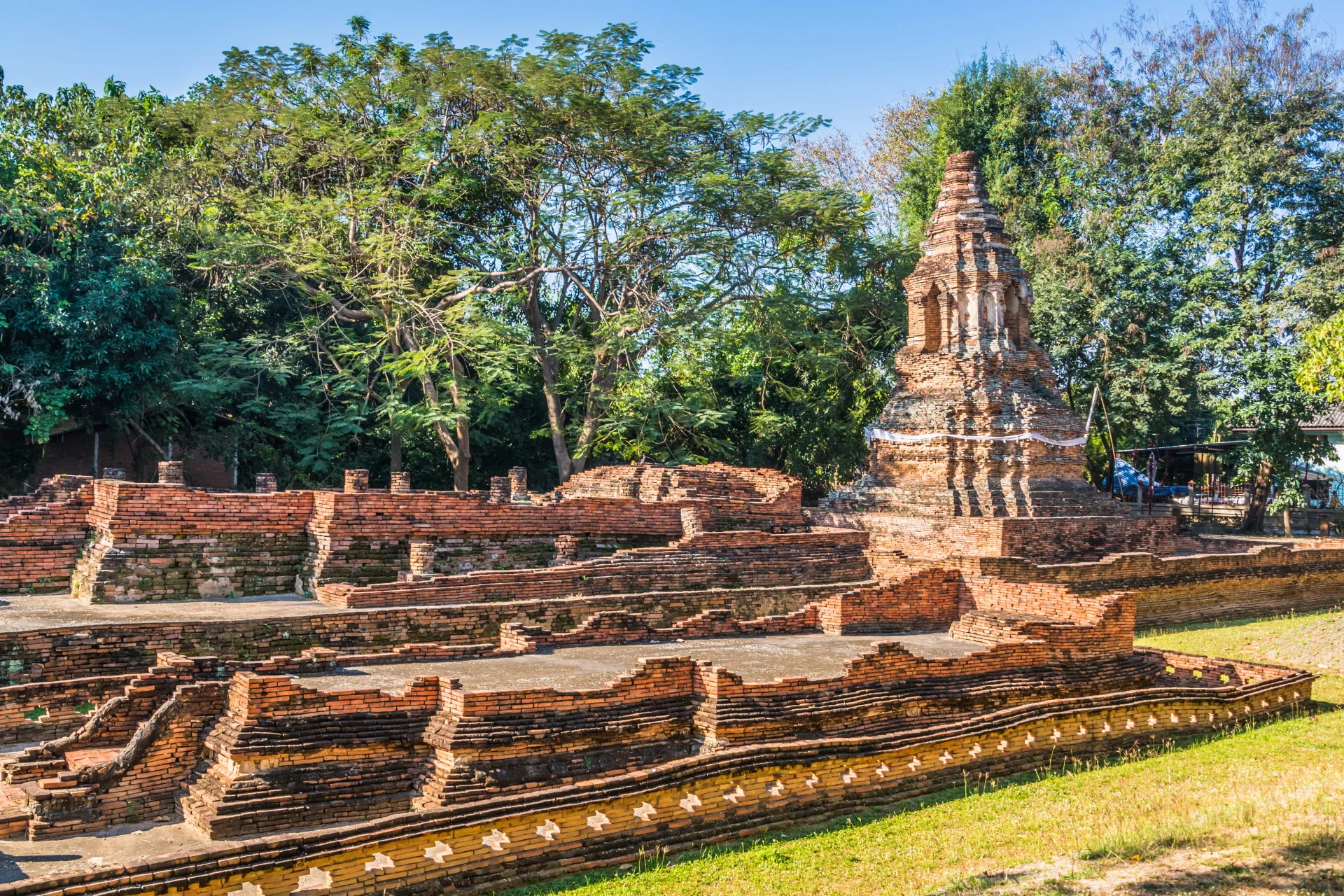 ruins of wiang kum kam south of chiang mai