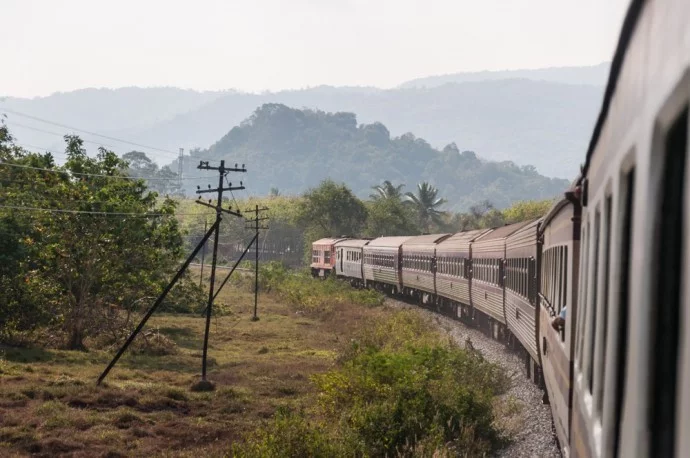 train nakhon si thammarat bangkok