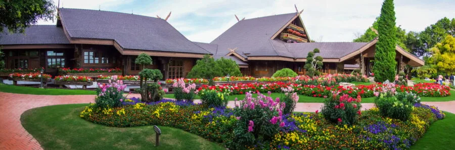 exterior doi tung royal villa