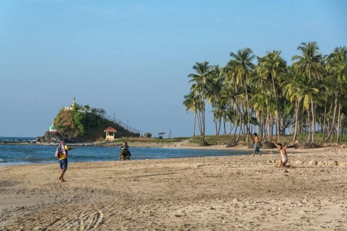 chaung tha beach burma