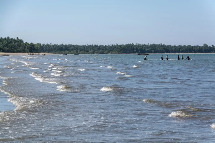 motorbike chaung tha ngwe saung burma