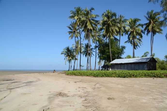 motorbike chaung tha ngwe saung burma