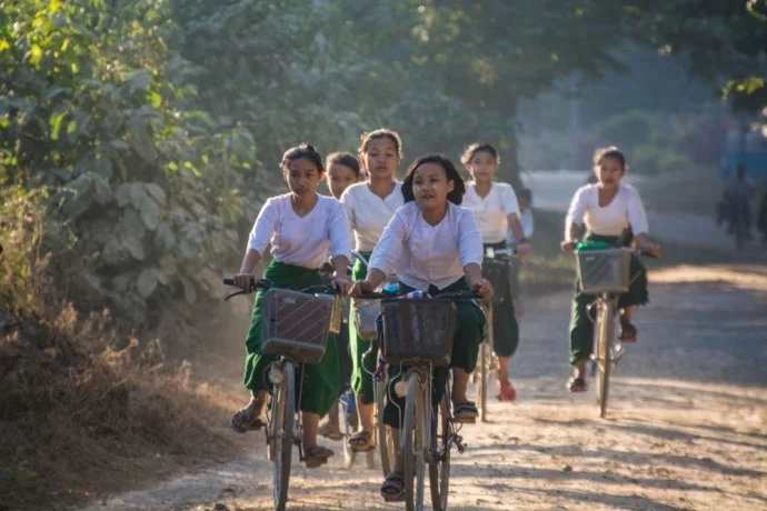 hpa schoolchildren in burma