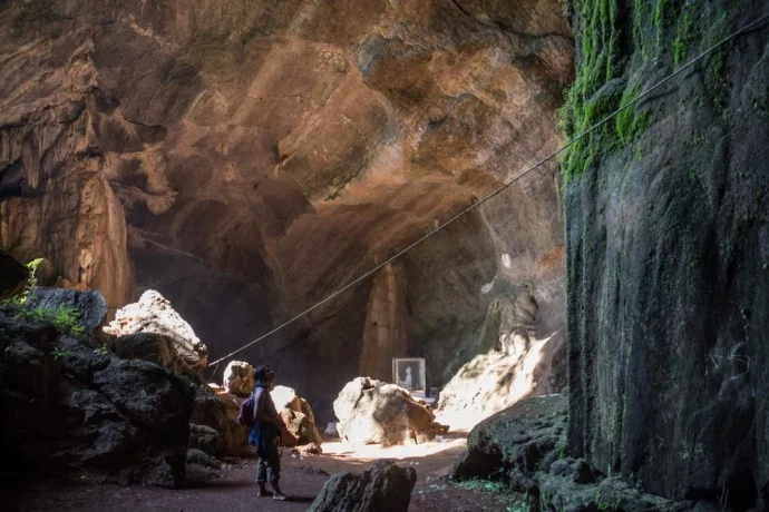 saddan hpa cave in burma