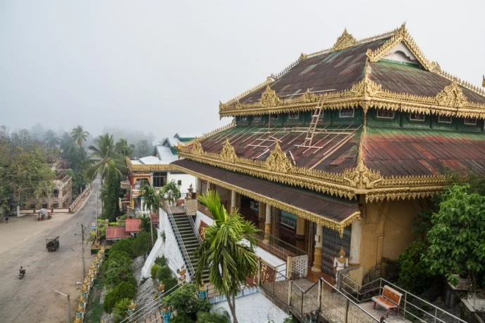 kyaik than lan mawlamyine pagoda burma