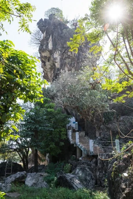 Kyauk Ka lat Hpa Pagoda An Burma