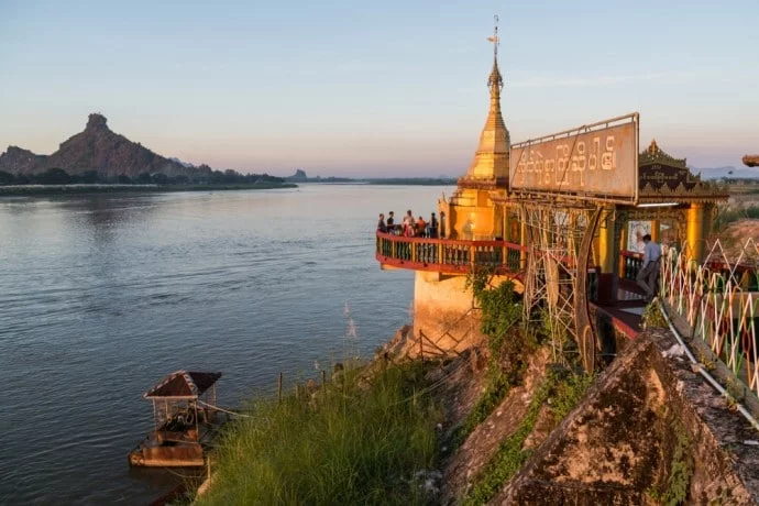 Shwe Yin Myaw Hpa Pagoda in Burma