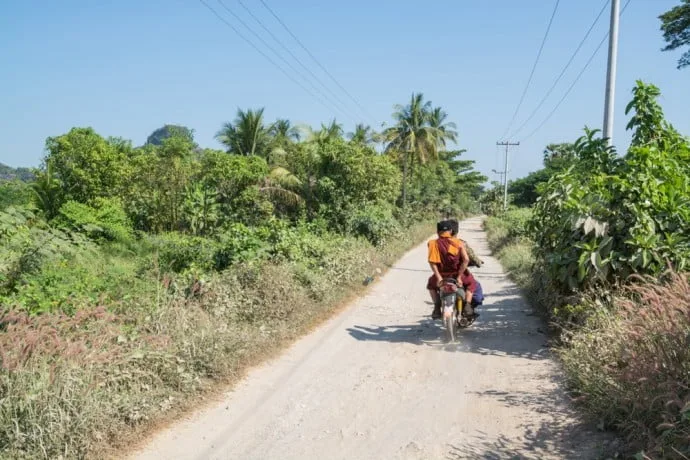 dirt road countryside hpa in burma
