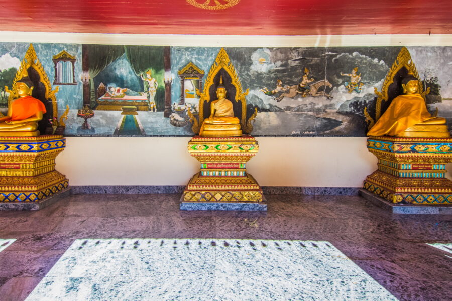 paintings and Buddhas under the cloister of Wat Phra That Doi Suthep
