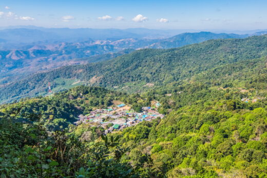 point de vue sur village hmong doi pui chiang mai