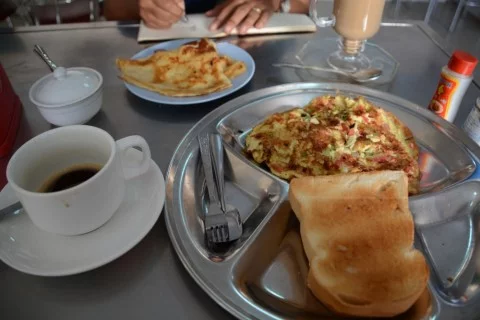 breakfast restaurant new day hpa an burma