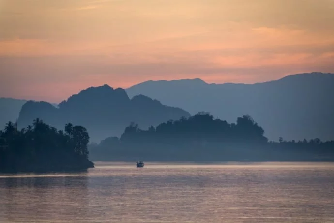 bank of the thanlwin hpa an burma