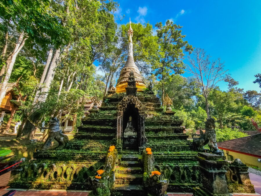 old chedi wat pha lat doi suthep chiang mai