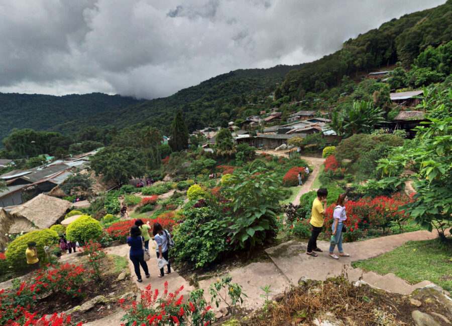vue sur village hmong doi pui chiang mai
